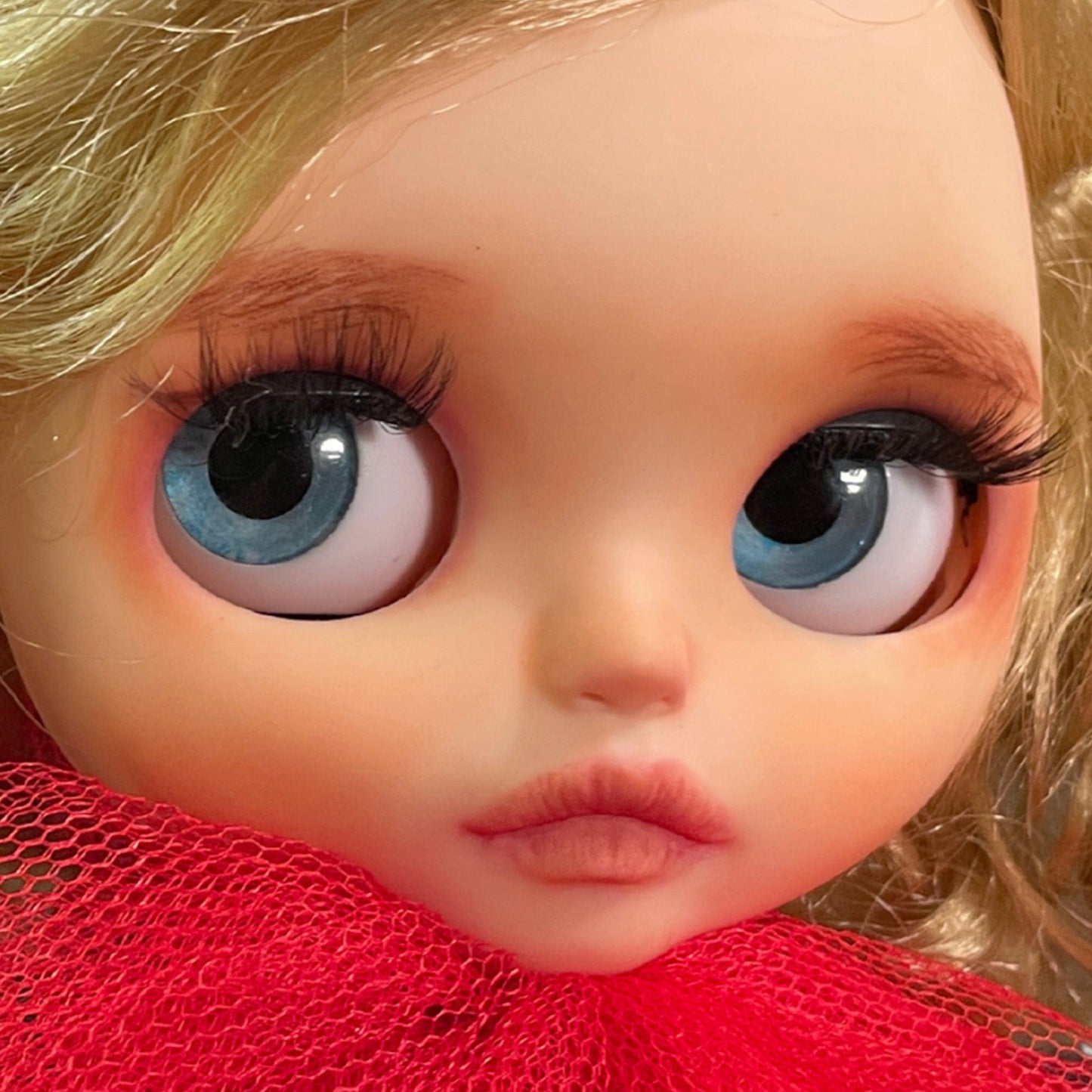 Blythe Doll - Honey