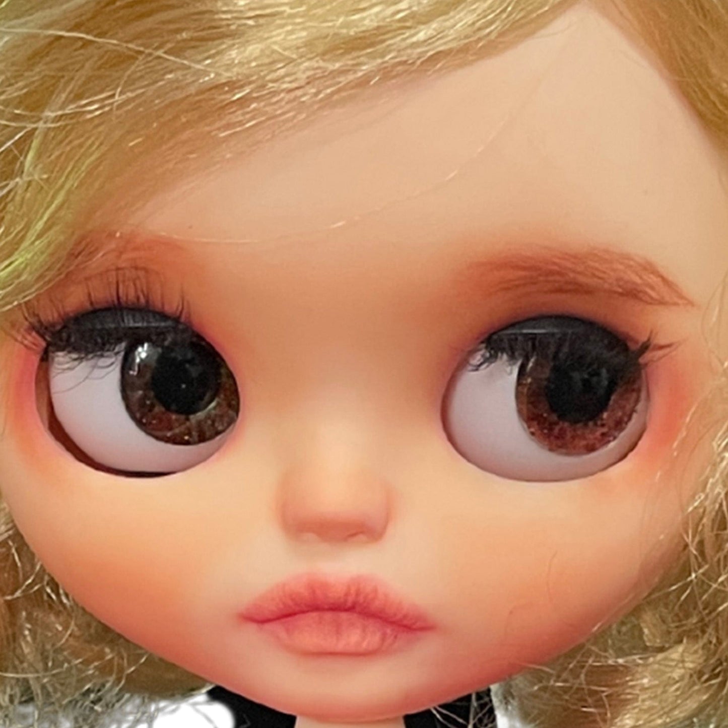 Blythe Doll - Honey